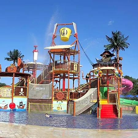 Duni Pelican Hotell 4*